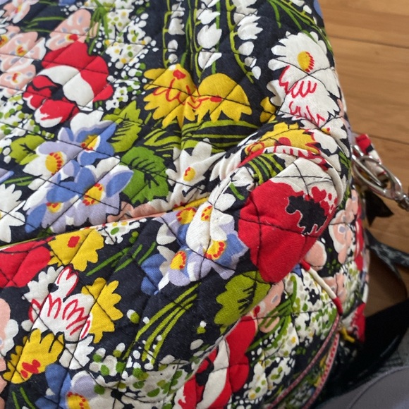 4 piece Vera Bradley Poppy Fields set - Picture 5 of 12